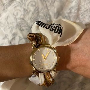 MOSCHINO heart watch with two straps